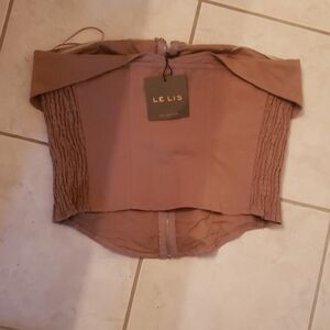 Le Lis Women's Tan Off-Shoulder Blouse